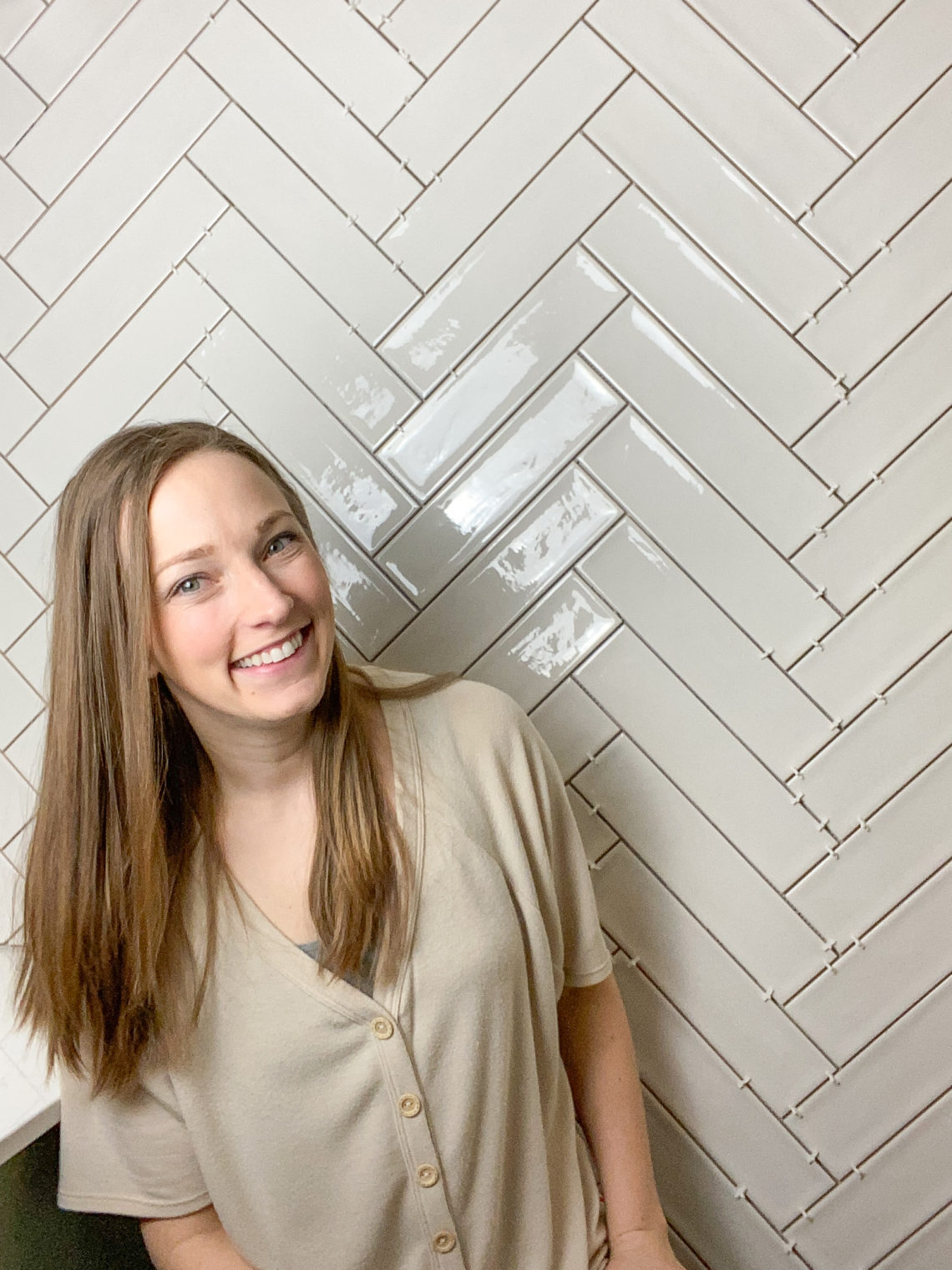 Tiling a bathroom wall